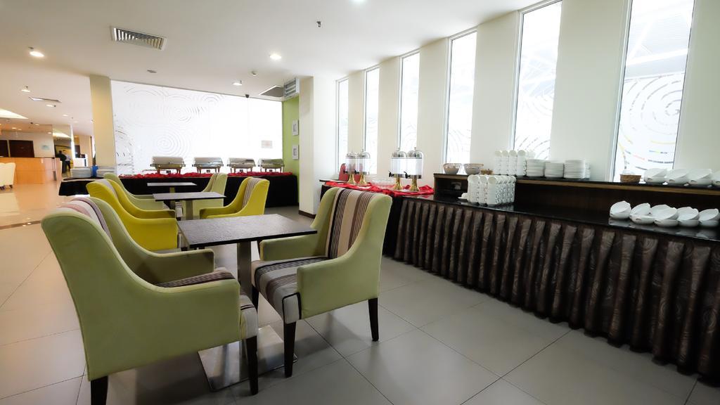 Times Hotel Brunei Μπαντάρ Σερί Μπεγκαβάν Εξωτερικό φωτογραφία